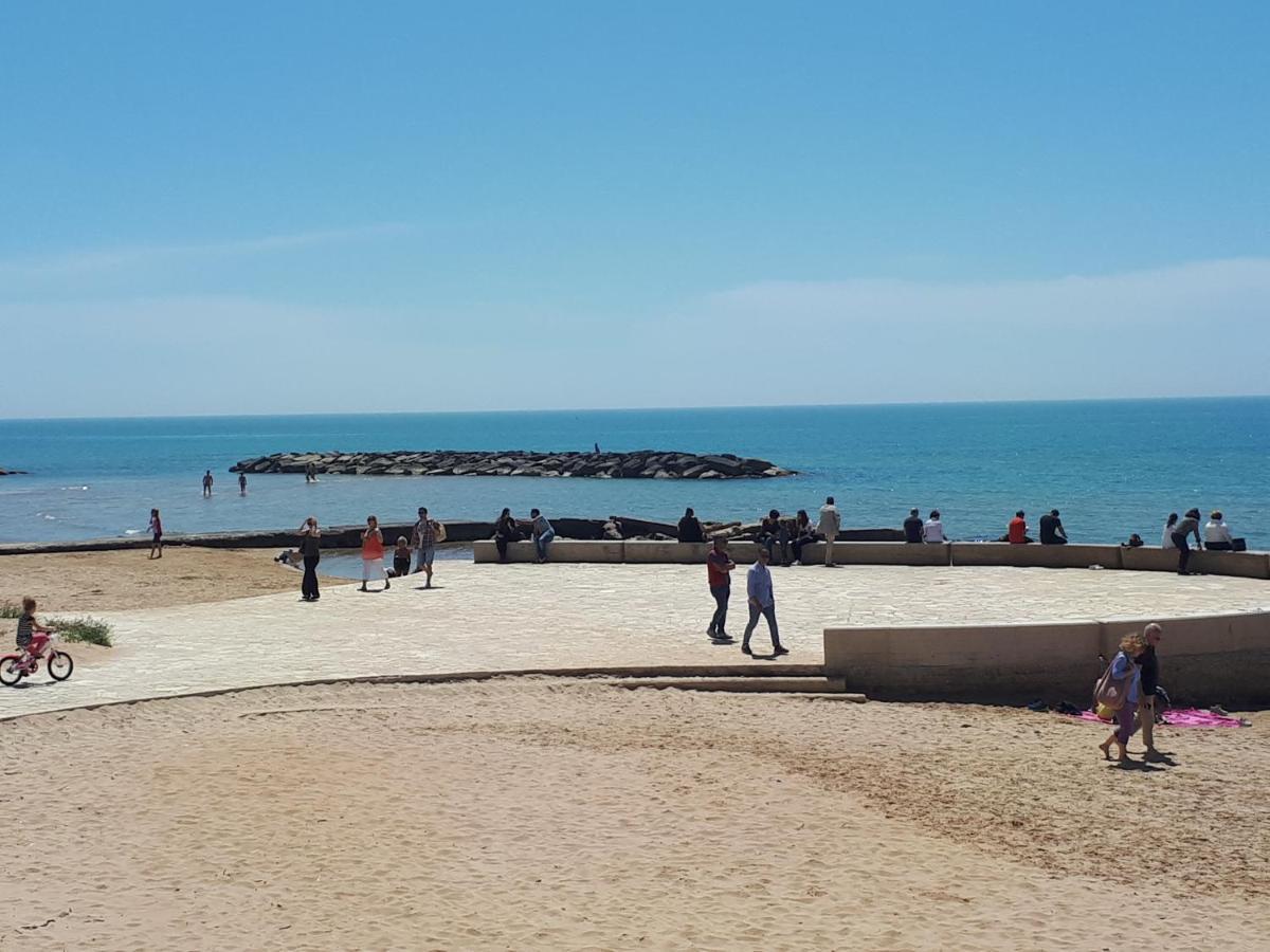 Casa del Sole fronte spiaggia Marina di Ragusa Esterno foto