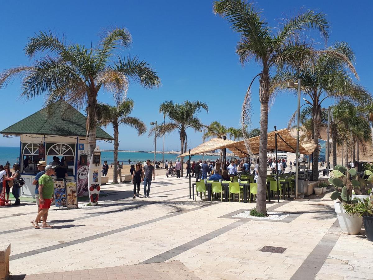 Casa del Sole fronte spiaggia Marina di Ragusa Esterno foto